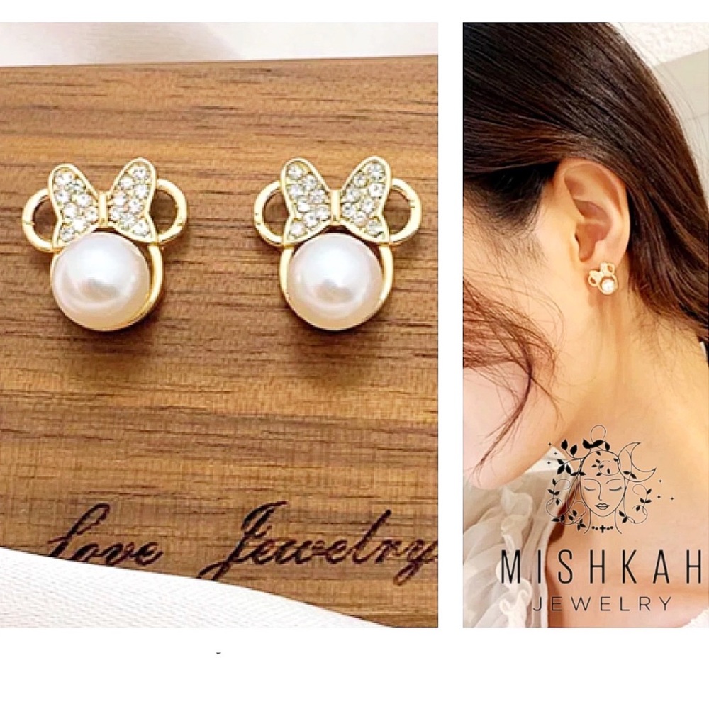 Just In🎉Minnie Rhinestone Stud Earrings
